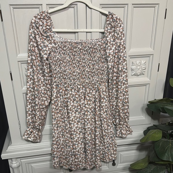 SHEIN Dresses & Skirts - Floral Long Sleeve Smocked Dress by SHEIN Size Small/4